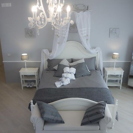 B&B Donna Ada Salerno Exterior photo